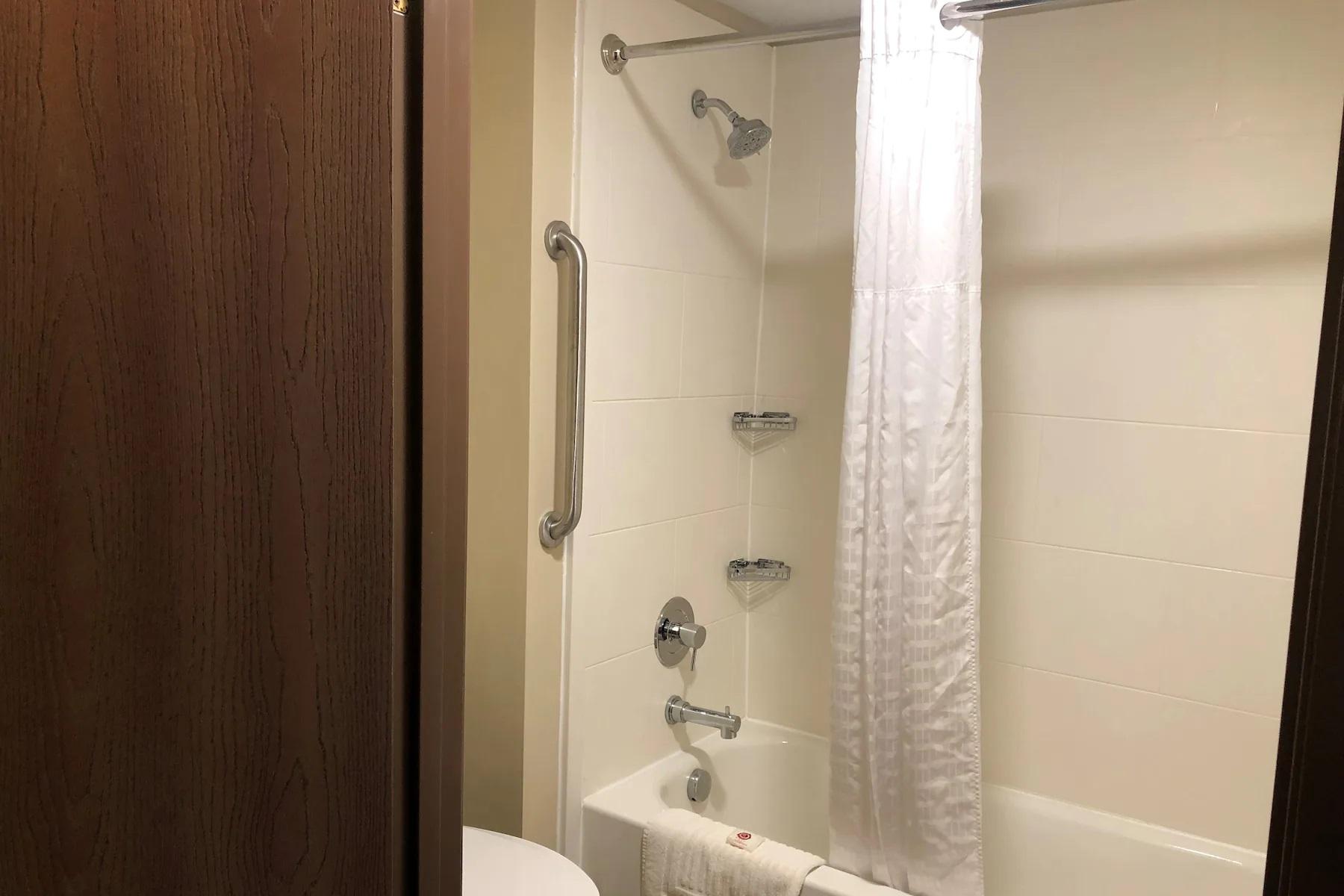 Wingate By Wyndham Grove 2*