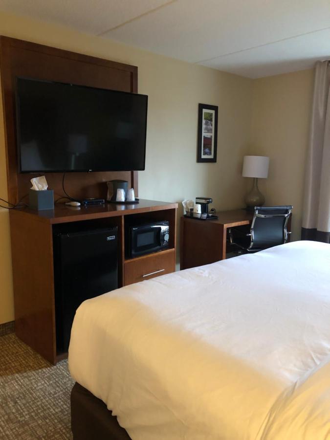 Hotel Wingate By Wyndham Grove 2*