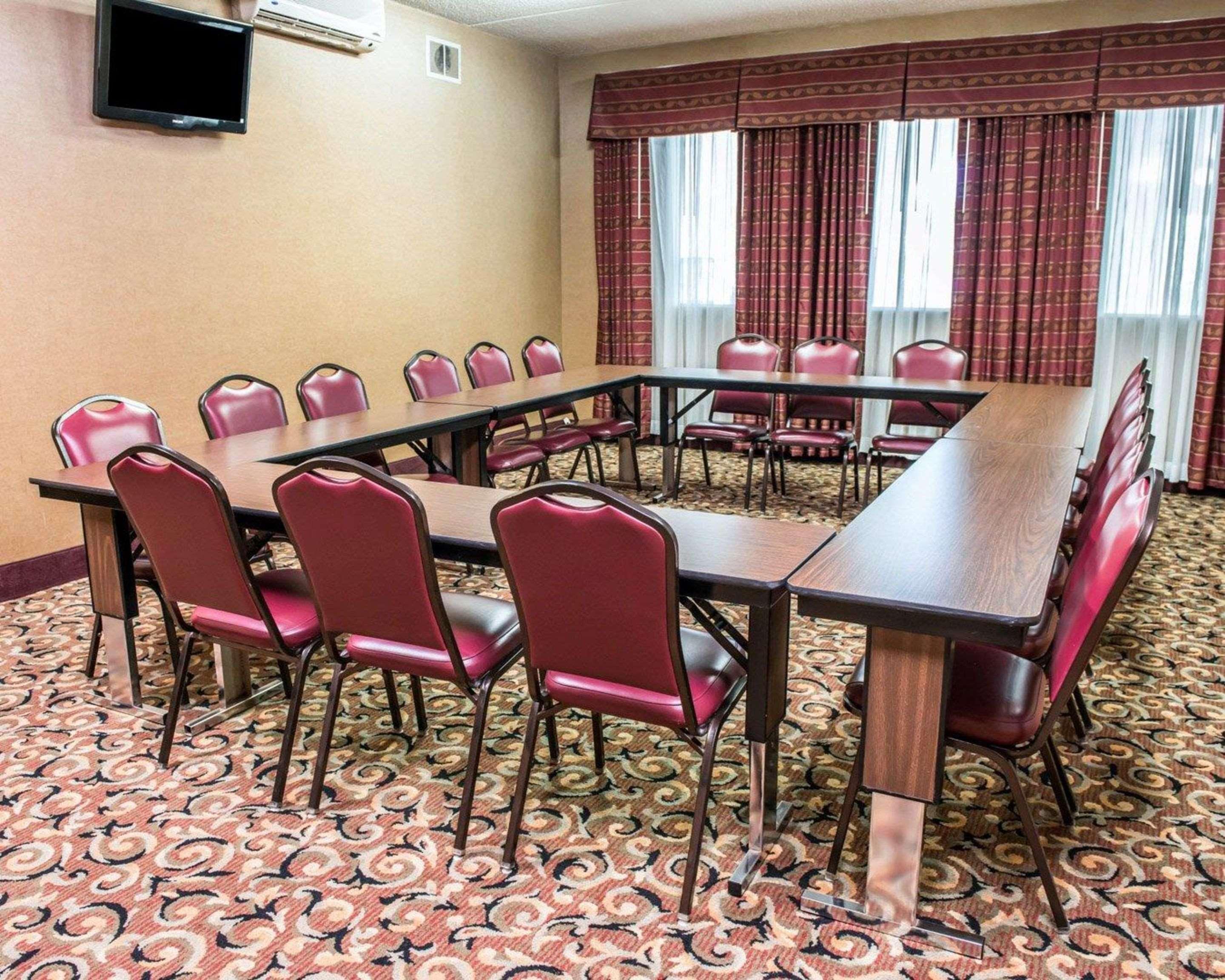 Wingate By Wyndham Grove Hotel